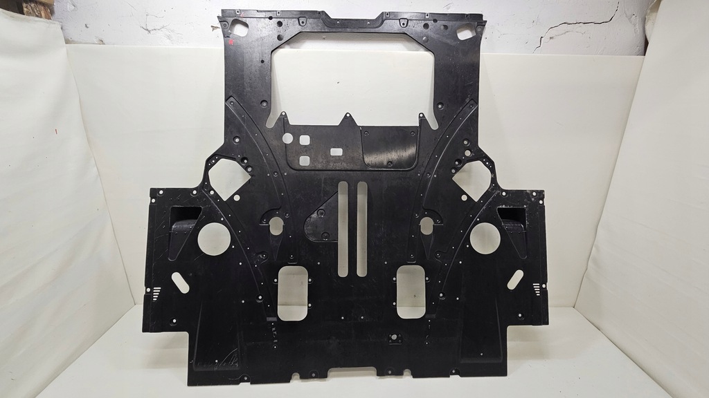 фото №1, Плита захист нижня задня задня ferrari sf90 864372