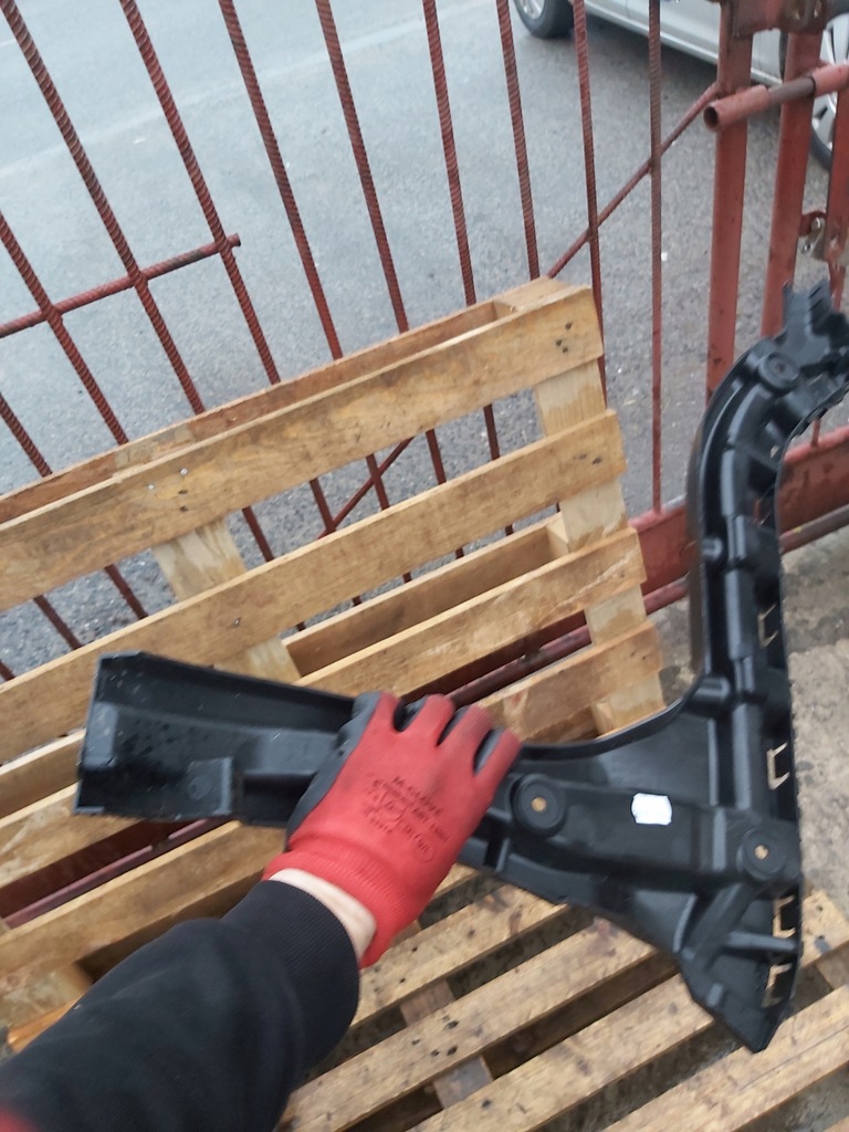 фото №12, Seat leon 4 кронштейн напрямна бампера 5fe.807.393.a