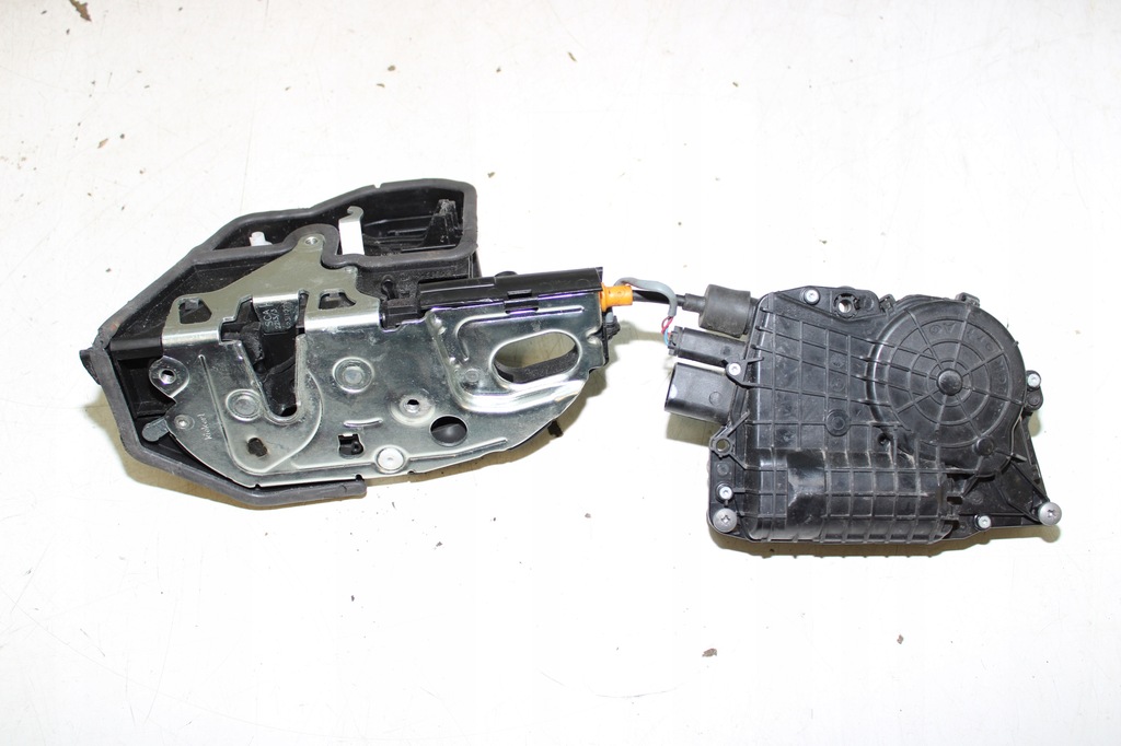 фото №7, Замок дверь левый задняя bmw x5 x6 e70 e71 7315023 softclose доводчик