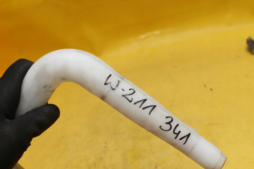 фото №6, Заливная горловина бачок омывателя mercedes w211