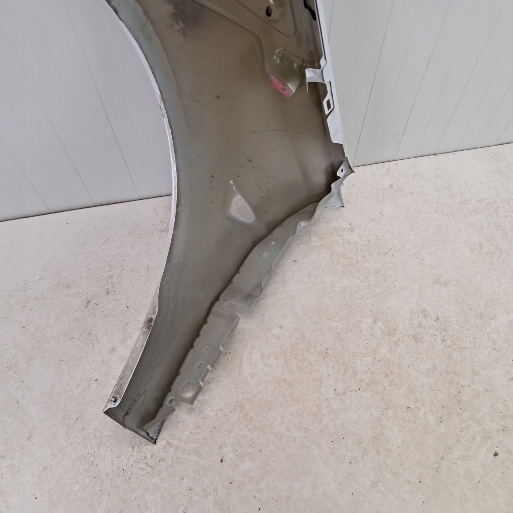 Tesla model 3 рестайлінг  fl 2023- | крило перед передній правий Київ