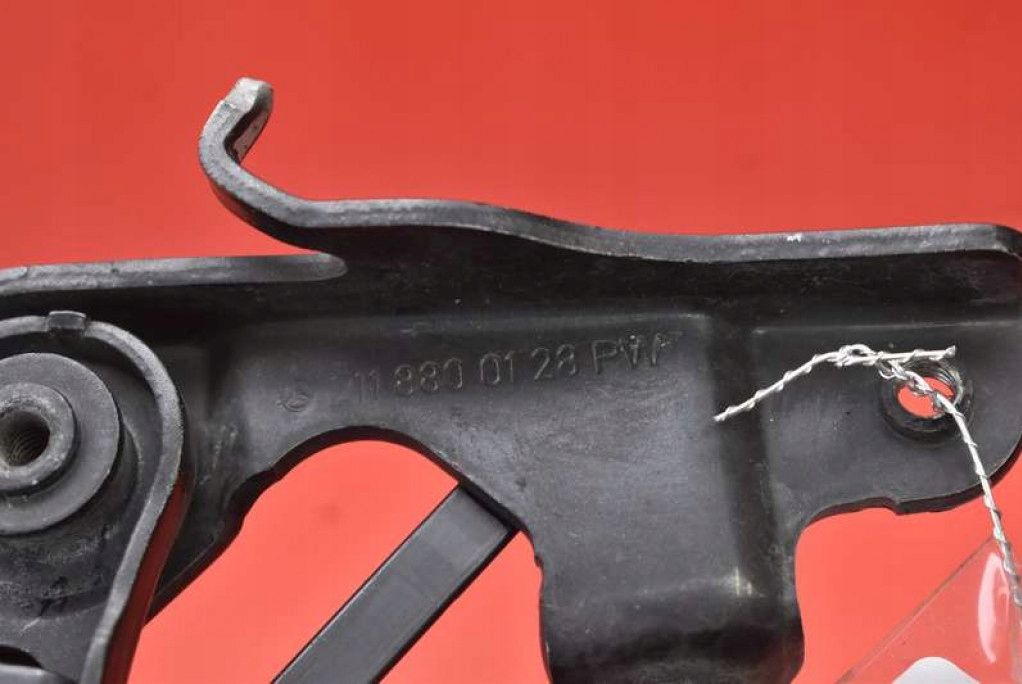 фото №8, Петля петлі капот merceds cls c219 w219 04-08