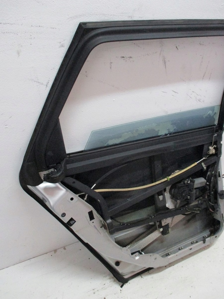 фото №8, Двері ліва задні audi a6 4b9 kombi