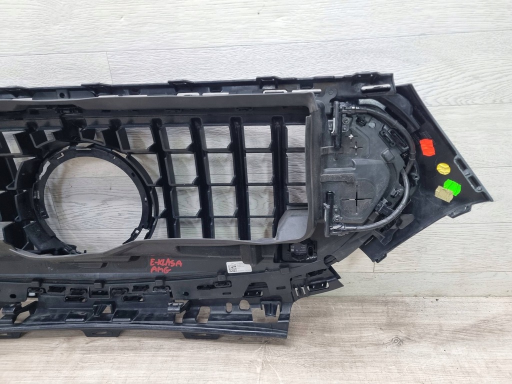 фото №9, Mercedes-benz e w214 2024 перед решётка радиатора радиатора / решётка радиатора