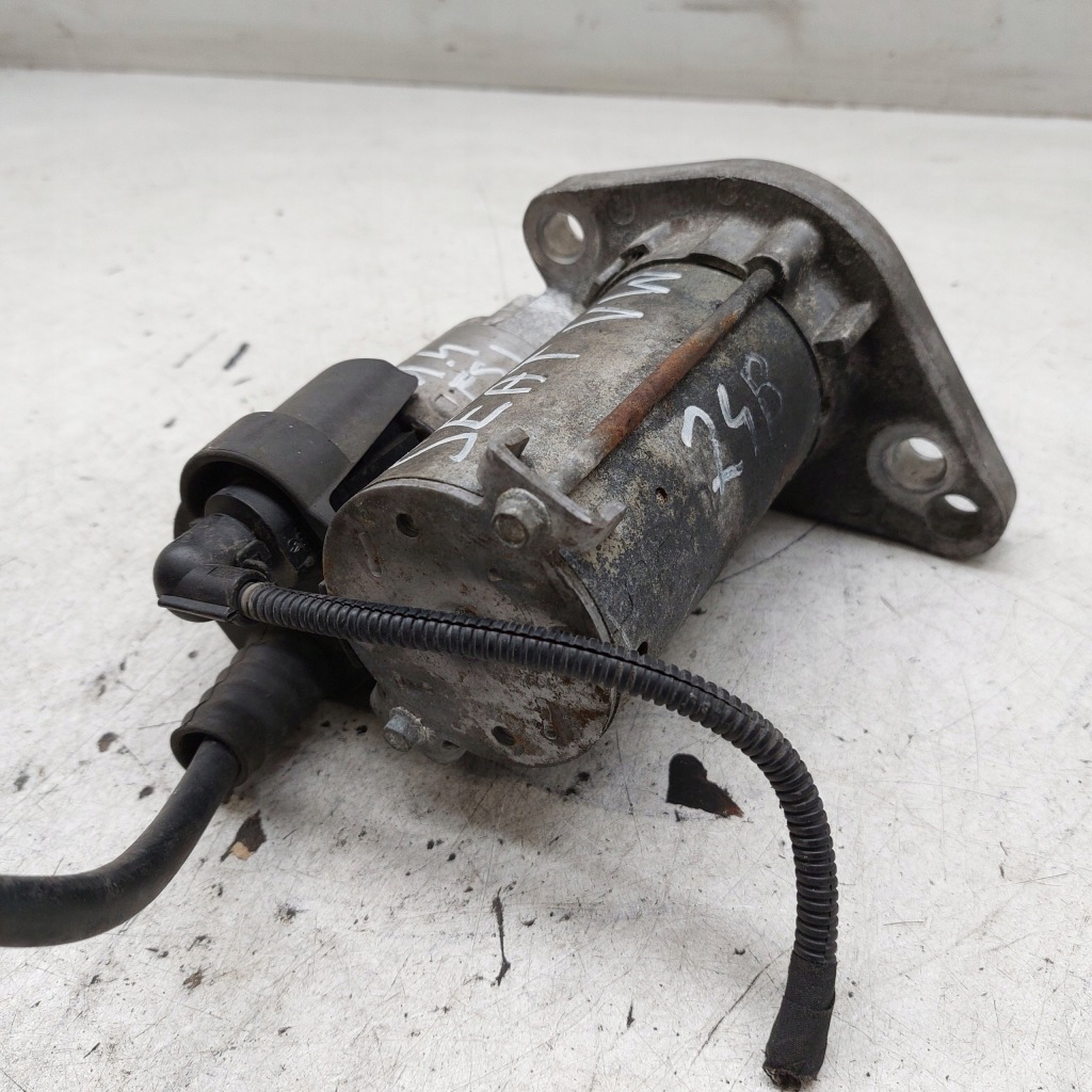 Volkswagen seat 1,4fsi стартер valeo 02z911023g Киев