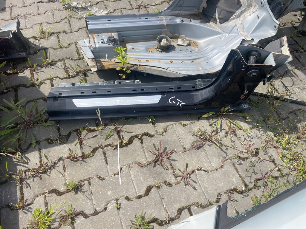 фото №1, Opel astra h gtc порог блок двигателя левая правая сторона