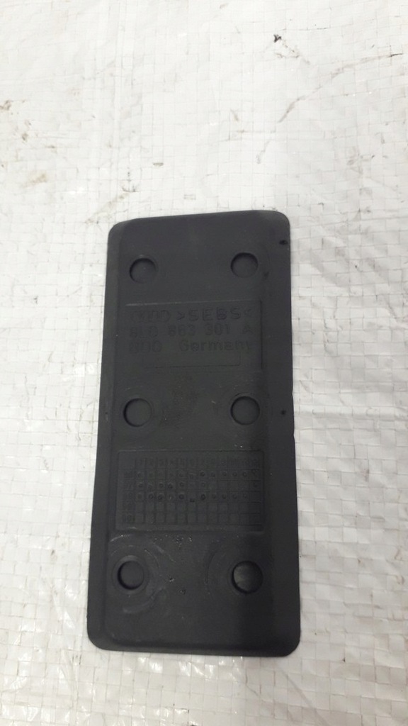 фото №9, Гумка тунель бардачка audi a3 8l lift 8l0863301a