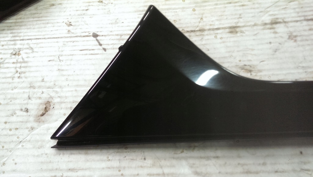 фото №10, Накладки крышки багажника audi a6 c8 4k9854871/872