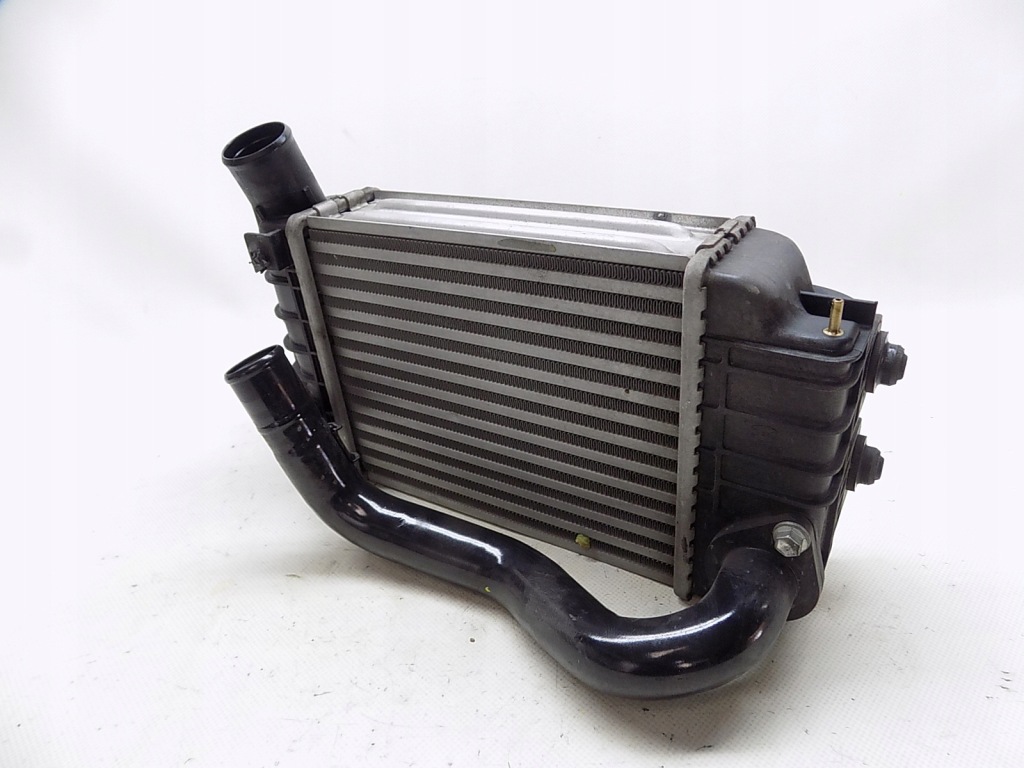 Інтеркулер - toyota yaris 2 06-11 1.4 d4d 0n020 Зі Шроту