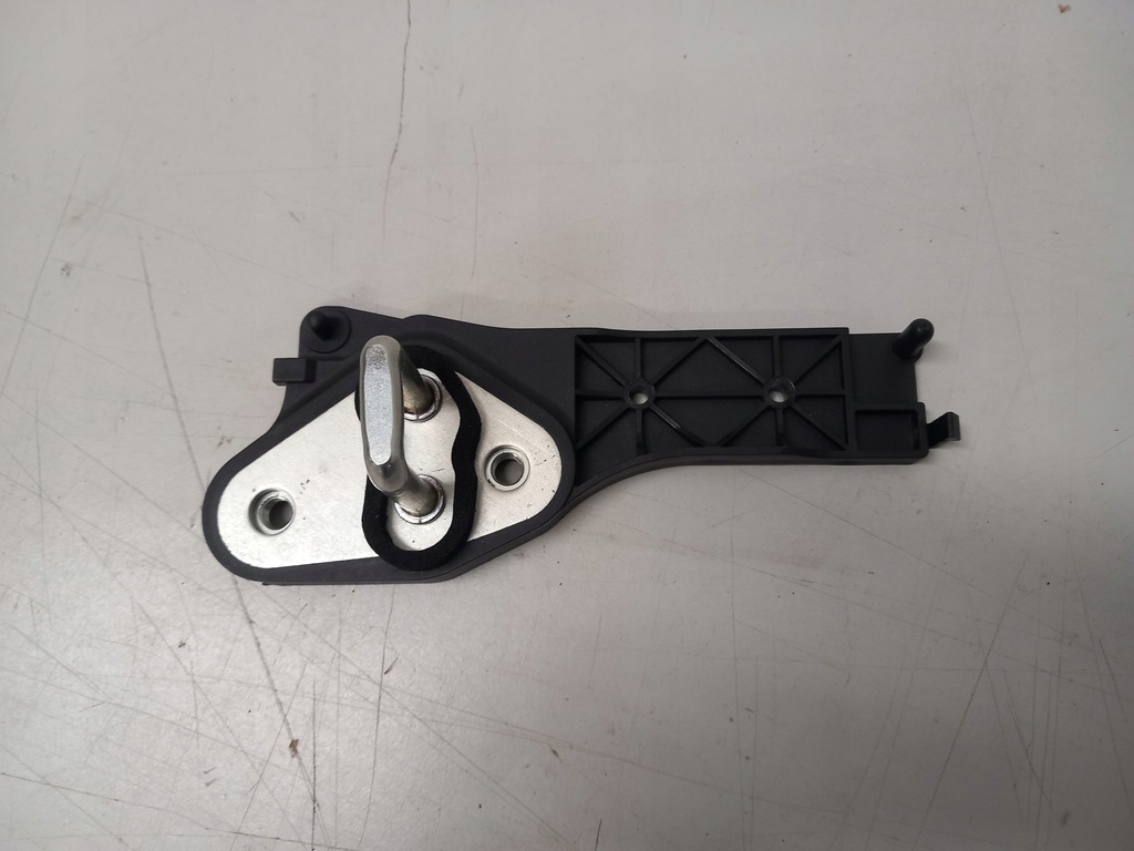 фото №1, Засов дверь expert jumpy proace 9808470780a новый