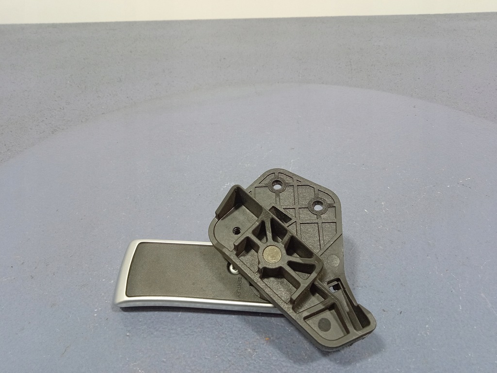 фото №6, Bentley continental gt i 03- ручка відкривання капот 3w0823533a