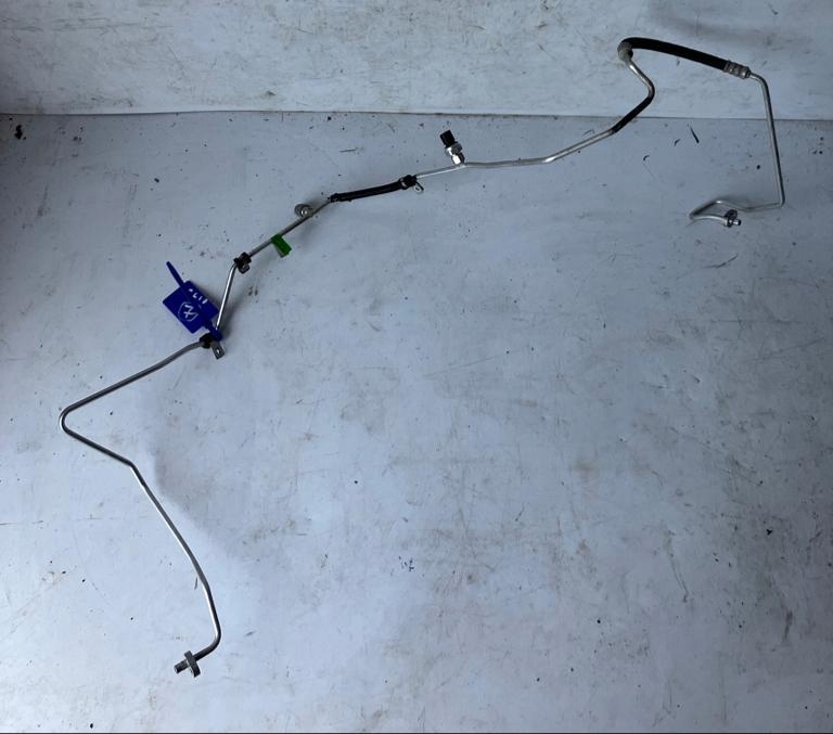 фото №1, Трубка кондиционера тонкая clio iv 0.9 tce 924404971r