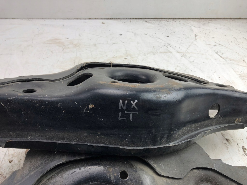 фото №3, Lexus nx whacz правий лівий задня