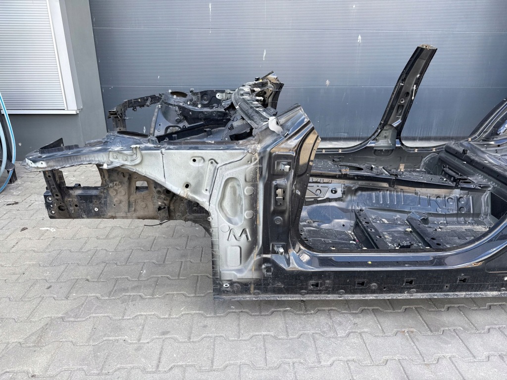 Купити Bmw 3 f30 f31 четвертина лонжерон ліве перед