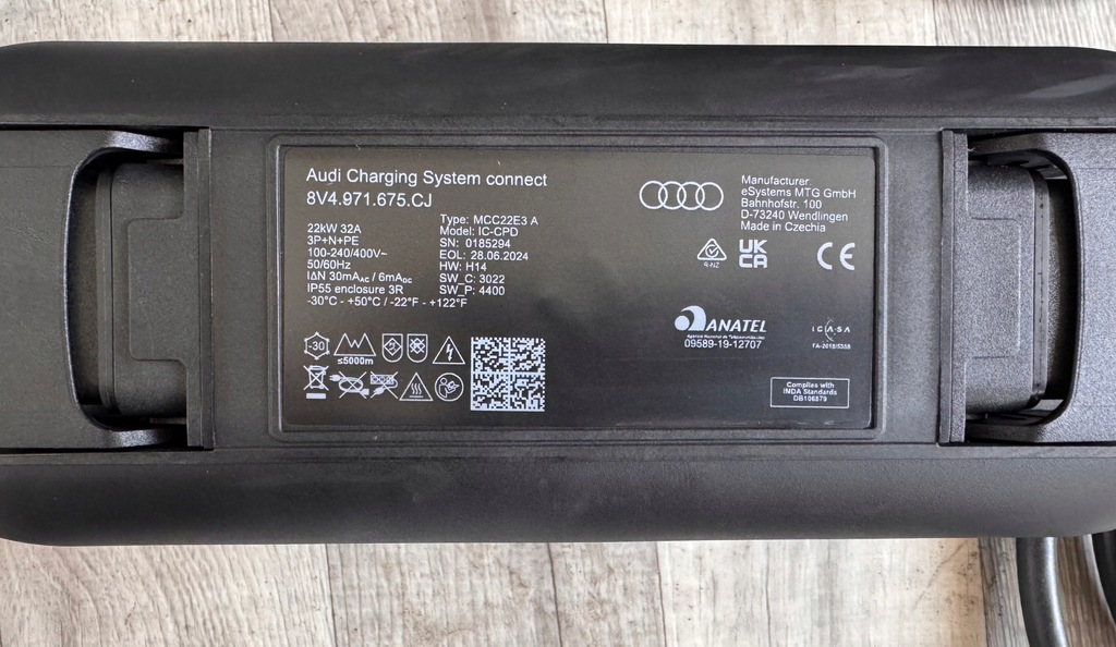 фото №13, Audi q8 e-tron повністю nowa зарядний пристрій мережева 22kw + трифазна мережа + шланг org.