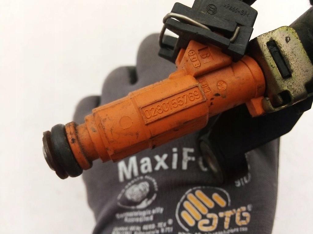 фото №7, Alfa romeo 147 2003 0280151048 молдинг впрыскная