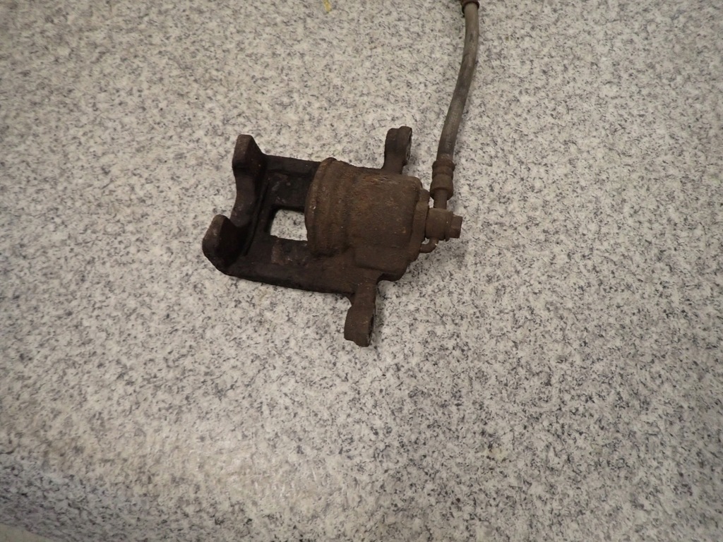 фото №4, Nissan xtrail t31 07- супорт задній правий qashqai