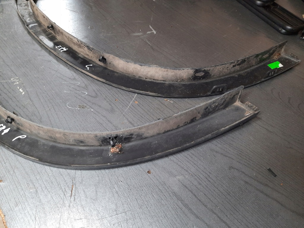 фото №6, Bmw x1 e84 2.0i lift молдинг накладка крыла задняя