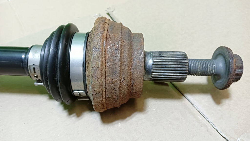 1k0501204f 1k0501203f pół вісь ліва права задні skoda superb 2 4x4 в Україні