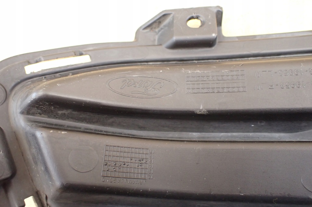 Ford mondeo mk5 левая решётка бампера перед передняя ds73-19953-rw Доставка