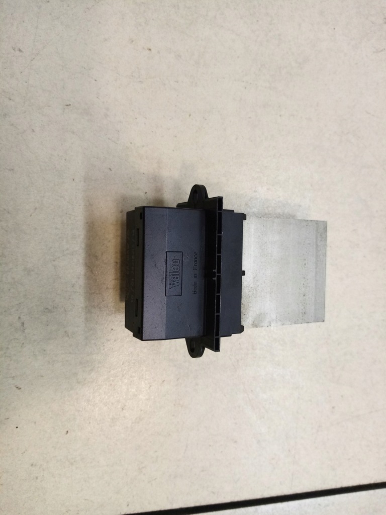 фото №1, Резистор вентилятор scenic i lift 1.9 dci 657165w