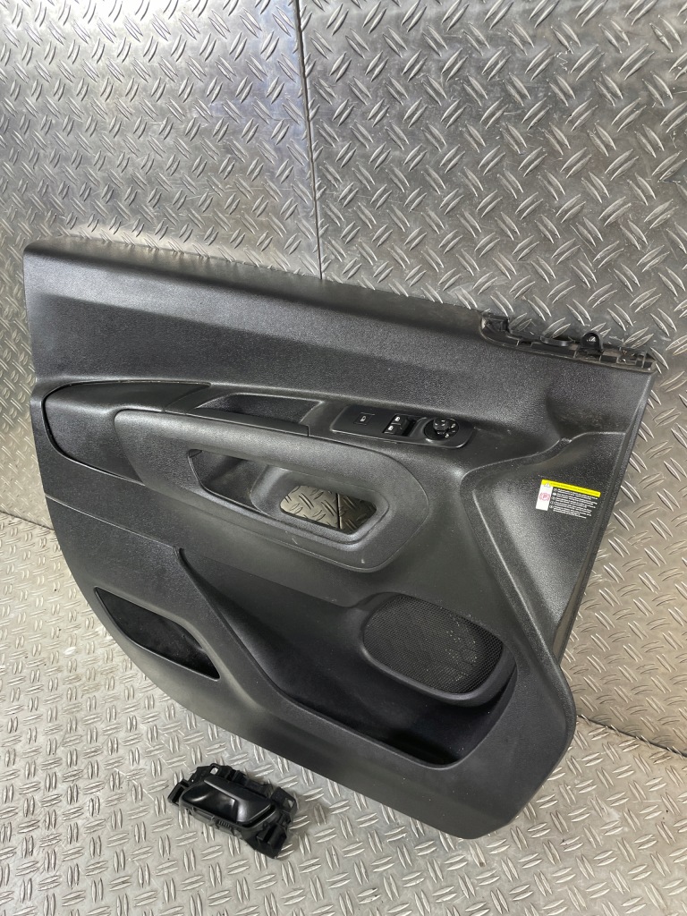 Opel combo 18- обшивка оббивка двері перед ліва 9816791277 Оригінал