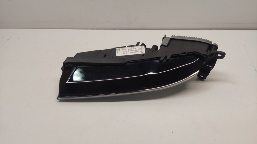 фото №4, Porsche panamera 971 turbo led drl права