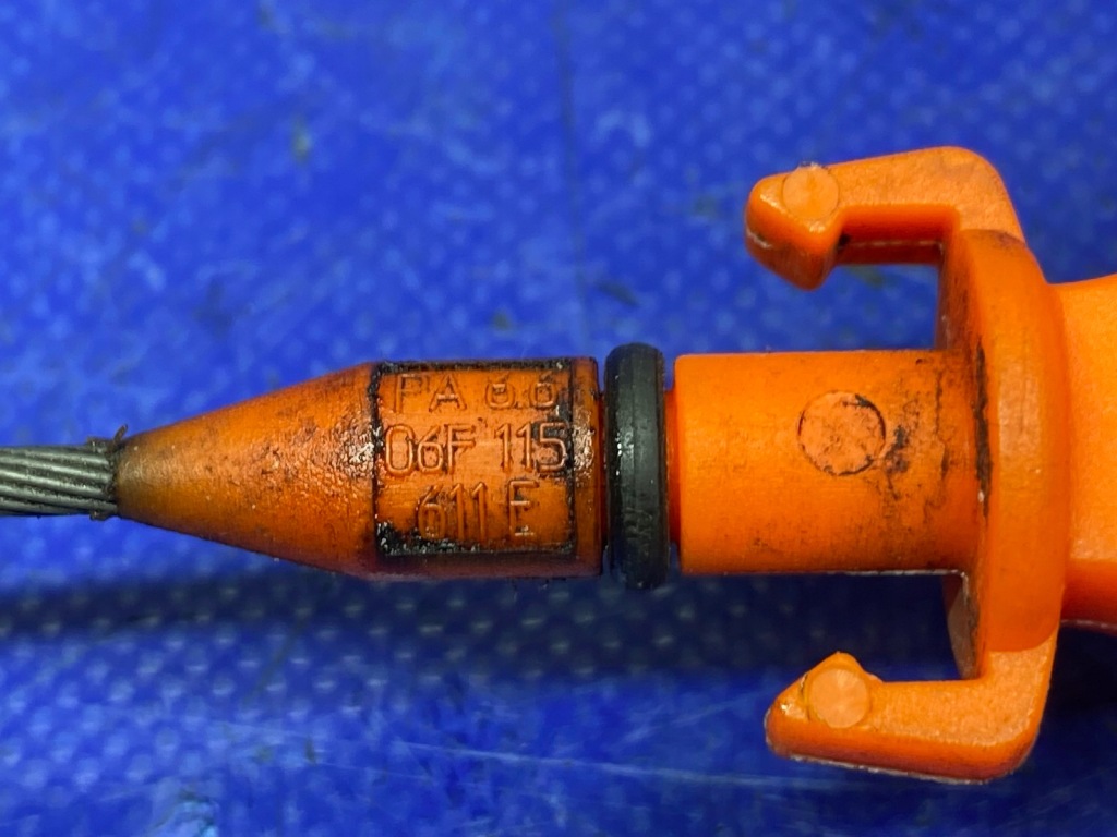 Щуп оливи vw touran audi skoda seat 2.0 fsi blx 06f103663j Київ