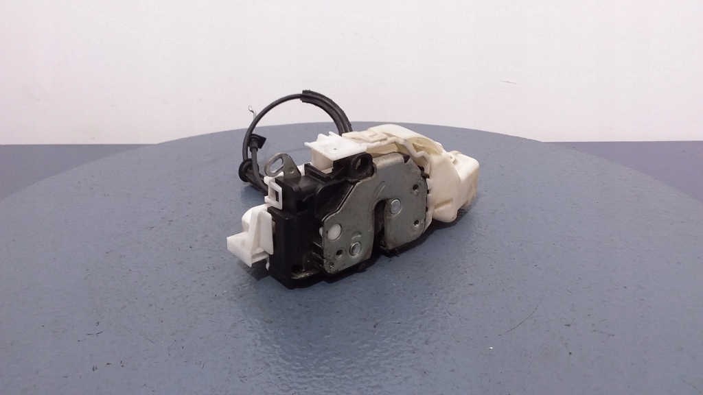 фото №1, Alfa romeo 159 замок дверь перед левый eu 7 pin