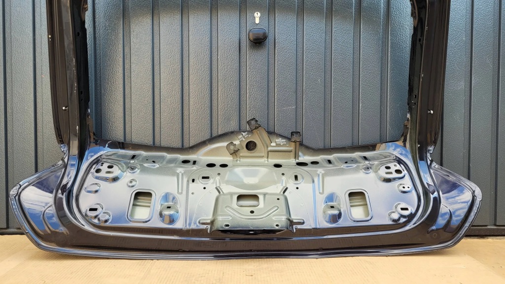 Volvo v40 12- крышка багажника багажника задняя задняя fv Цена