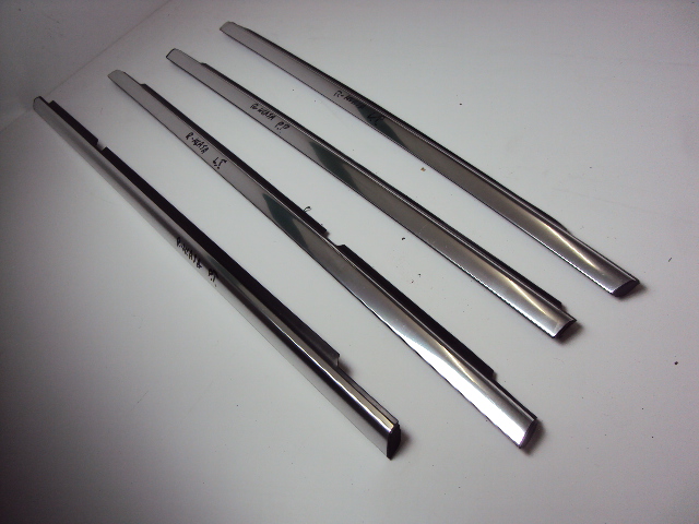 фото №2, Накладки уплотнитель окон mercedes r-klasa w251