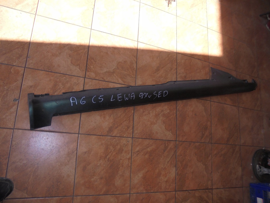 фото №1, Audi a6 c5 2.4b v6 97' молдинг порог левая