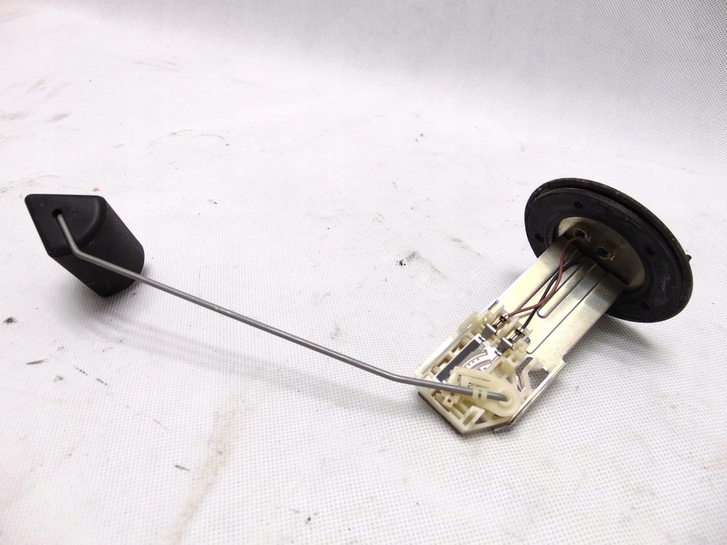 Купити Датчик рівня пального поплавок lexus ls460 ls iv