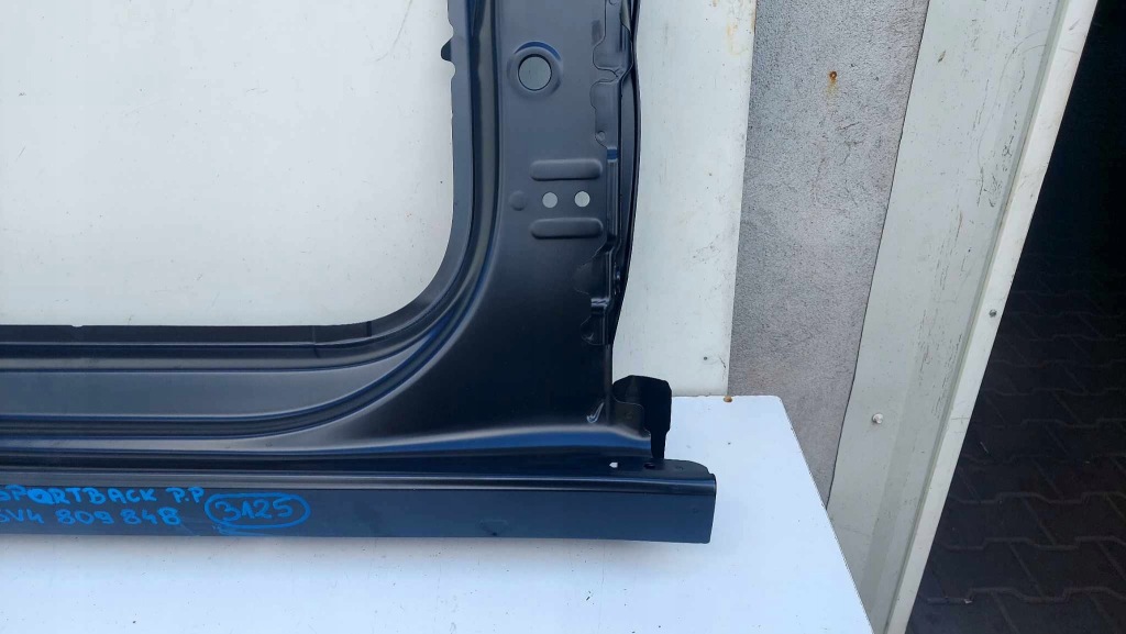 Audi a3 8v4 sportback порог стойку a b правый  перед новый оригинальный номер 3125 в Украине