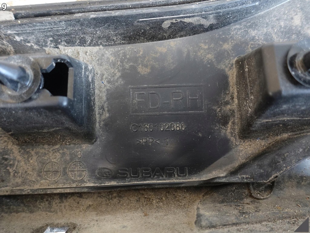 фото №10, Subaru forester v sk 5 18- молдинг na дверь правая перед