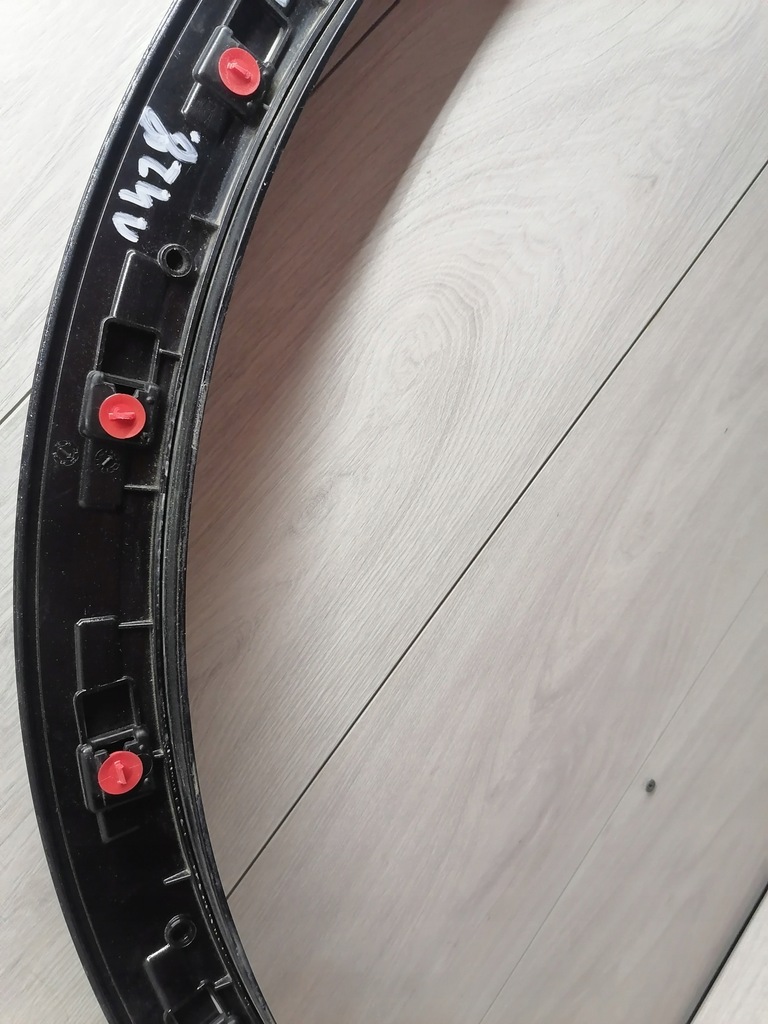 фото №11, Maserati grecale молдинг правый перед 670167226