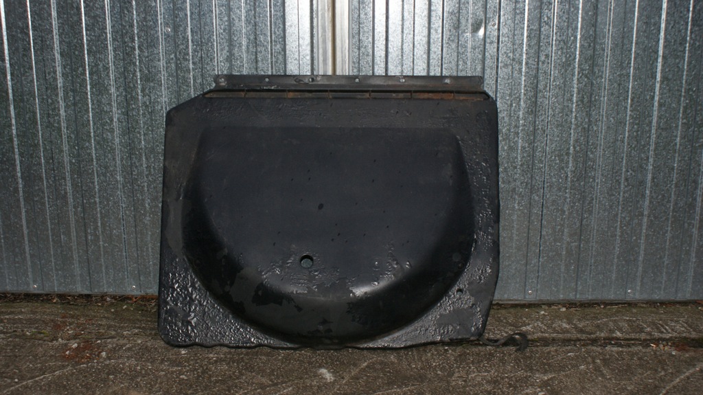 фото №5, Mercedes r107 sl slc защита ниша колеса запасного задняя 1076930033