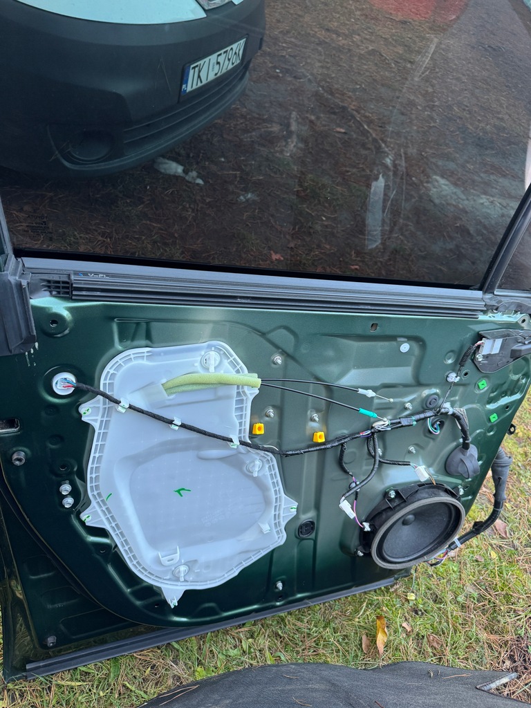 фото №6, Toyota sienna 2021 iv xl40 дверь левая передние оригинал полный