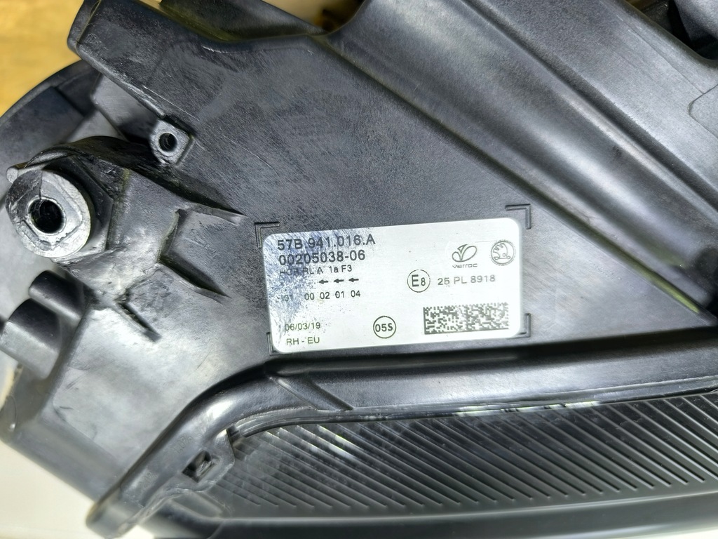 фото №12, Skoda karoq лампа перед передняя правая 57b941016a