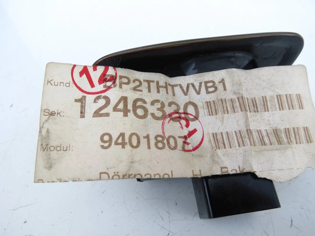 фото №10, Кнопка вікон volvo xc90 30658696 9401807