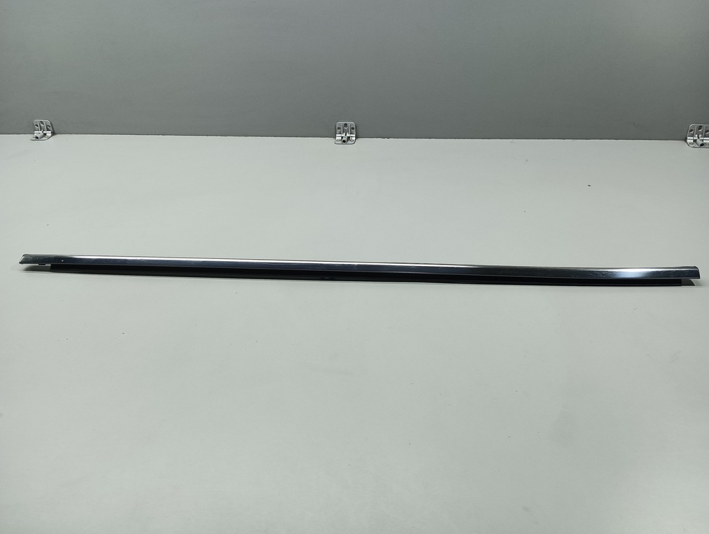 фото №1, Молдинг ущільнювач двері лівий задня renault megane iv kombi