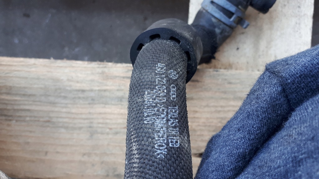 фото №7, S7 4g a7 wąż шланг wody 4.0 tfsi s6 a6 c7