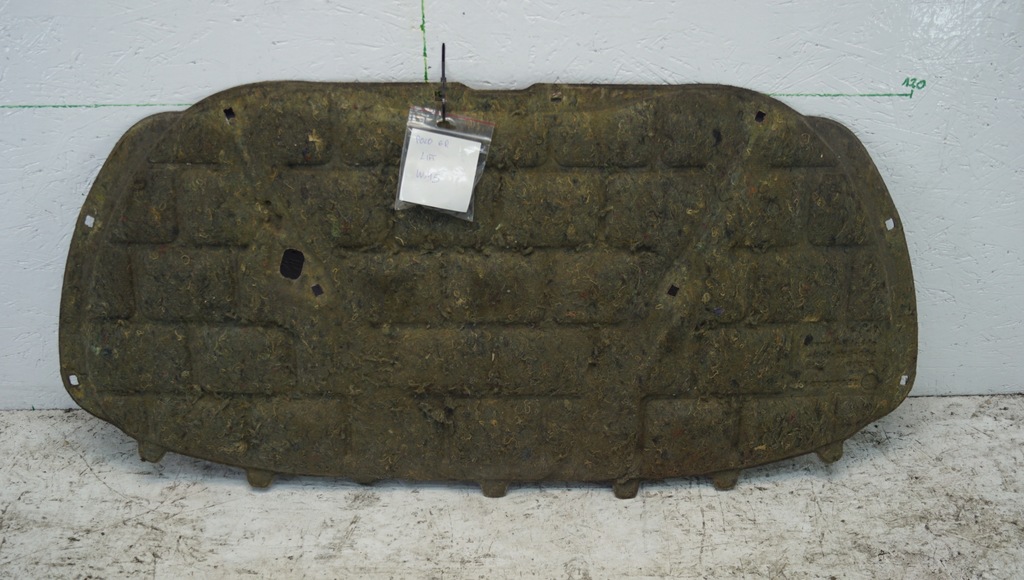 фото №8, Шумоизоляция капот + клипсы vw polo 6r lift