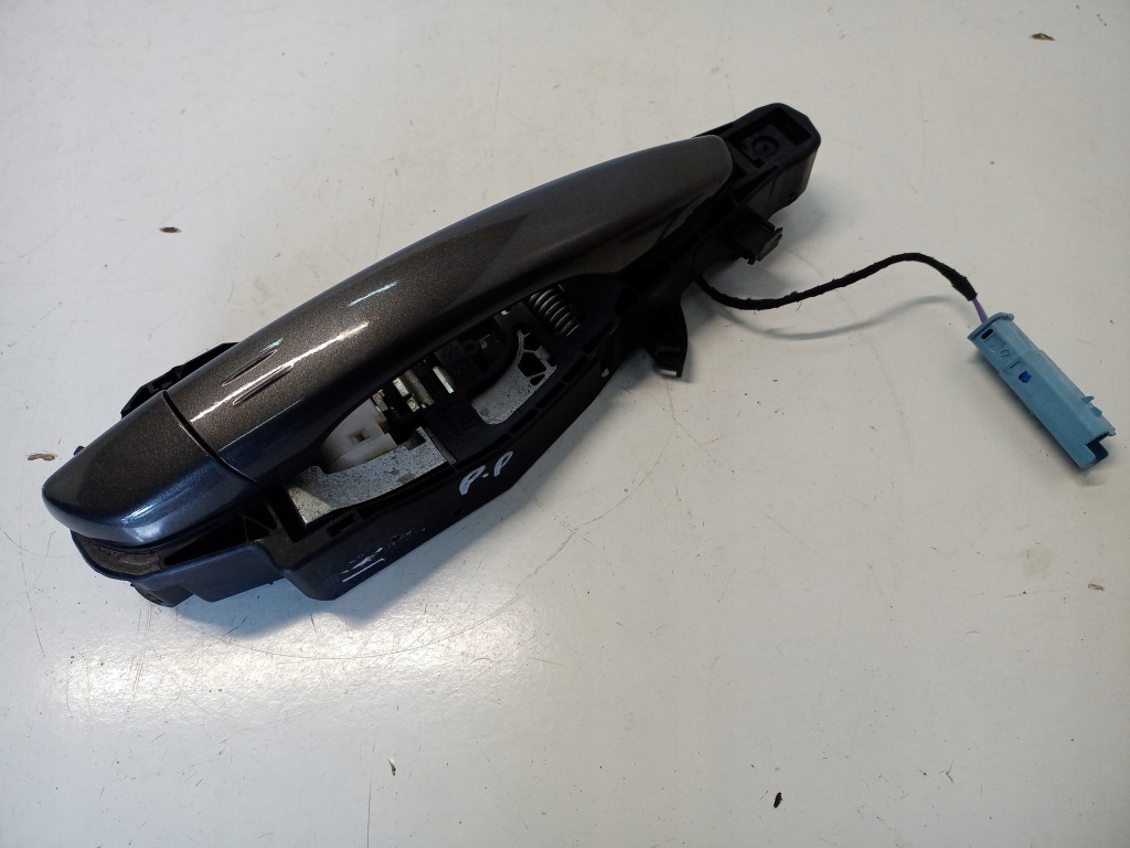 Купити Ручка двері правий перед keyless citroen c5 aircross evl