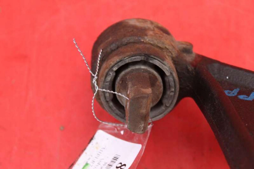 фото №6, Рычаг правый перед 30760815 volvo s60 1 i 2.4 d5 163 km lift 04-09