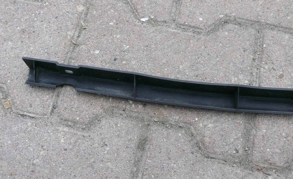 фото №8, Напрямна кронштейн бампера задня audi a4 b6 avant