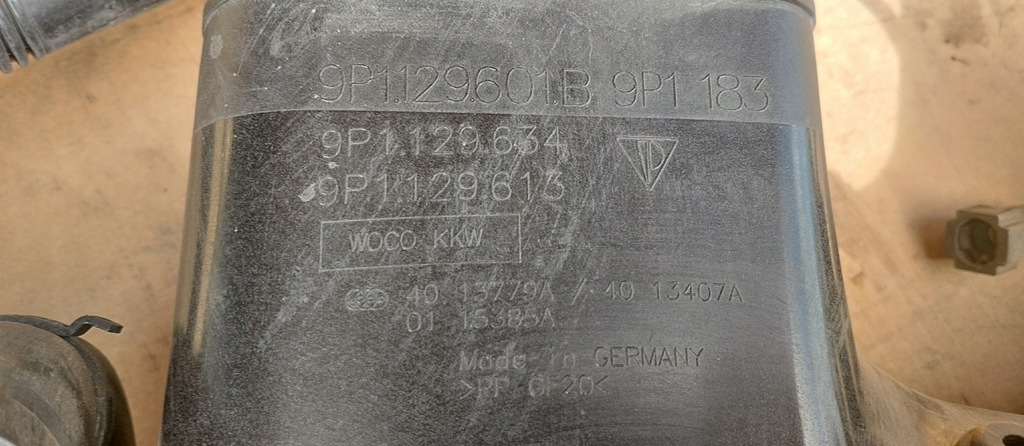 фото №6, Корпус фільтра повітря porsche 911 991 9p1129601