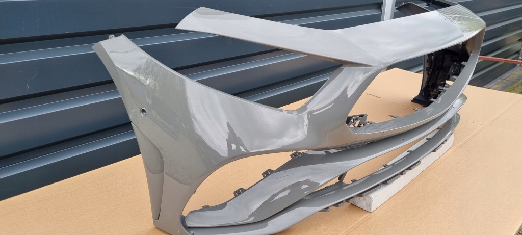 Cls 257 рестайлинг  amg 21- бампер перед оригинал a063 с Разборки