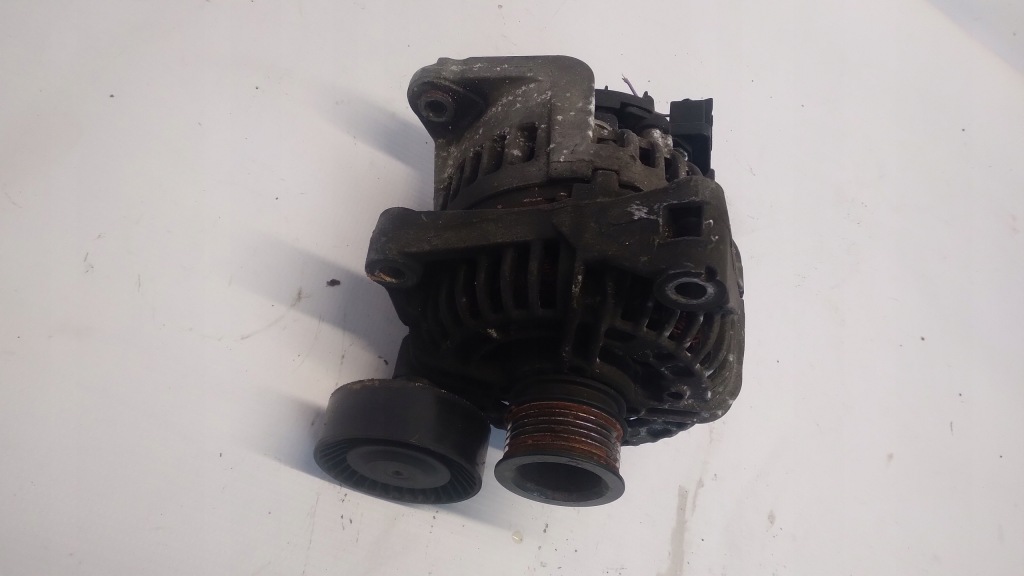 Купить Bmw 5 e60 520i 2.0 b генератор 7541694