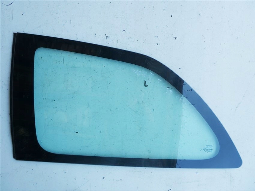 фото №1, Стекло кузовная задняя левая toyota yaris ii 3d